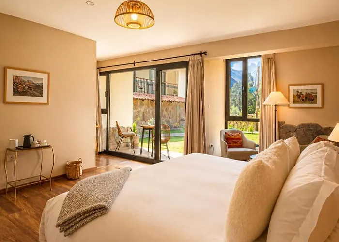 Sierra Sacred Valley Hotel *